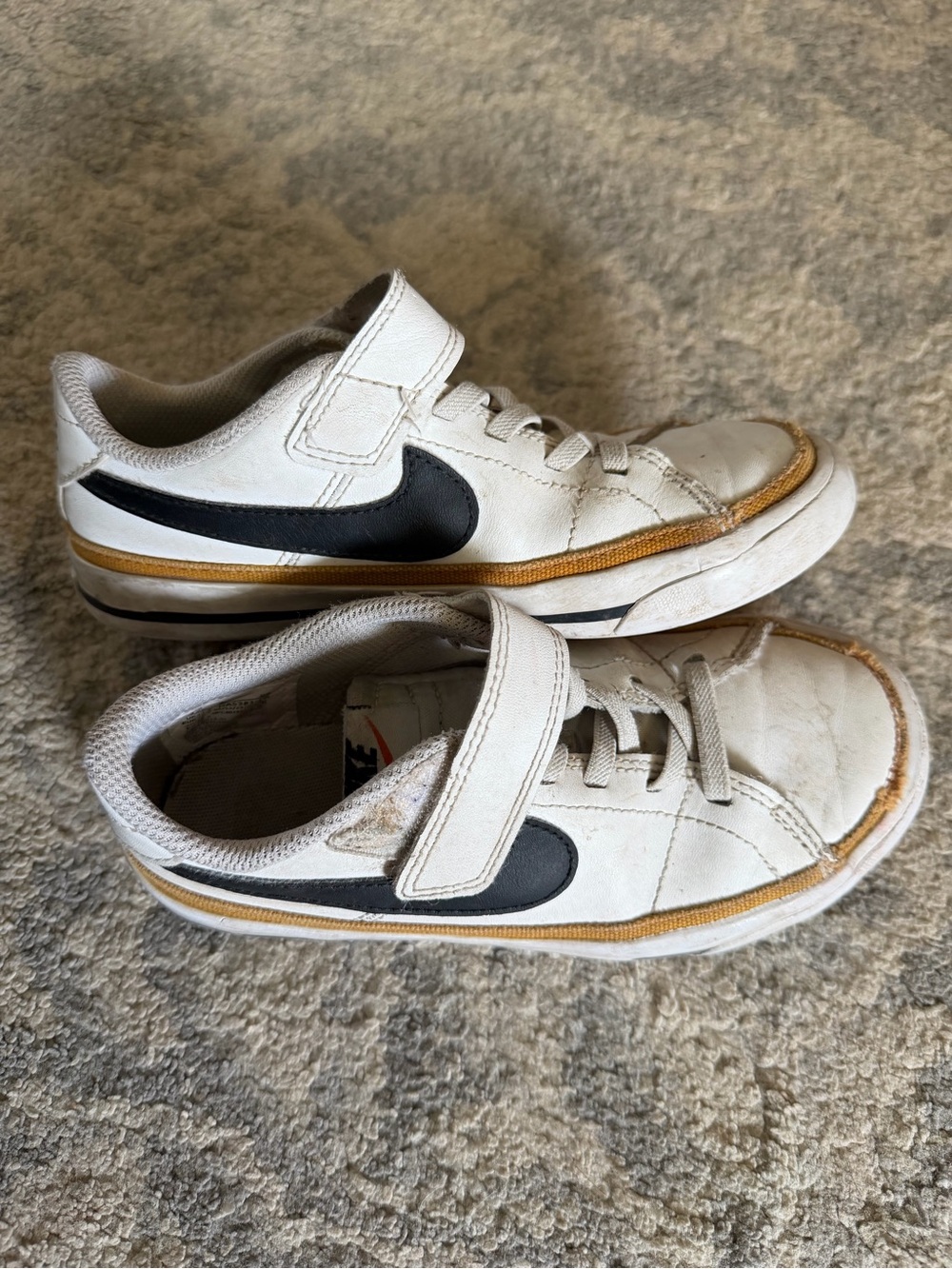 Nike court borough Kids White and Black Low-Top Sneakers with Gold Trim